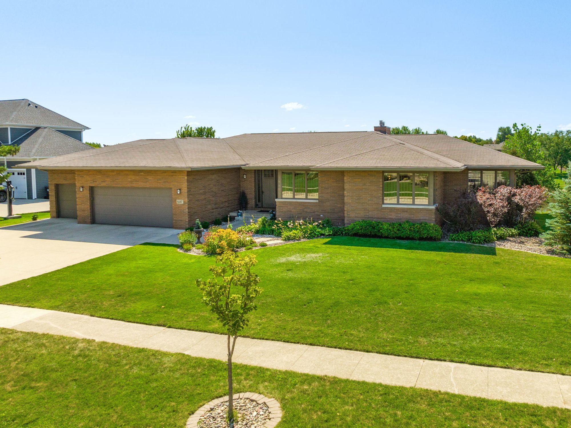 This Custom Built Sprawling Ranch is Unmatched in Today's Market - 4137 Wynnewood Dr., Cedar Falls